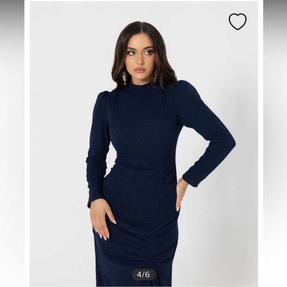 TWIICE Wanderlust Ruched Dress- 4 - Picture 9 of 11